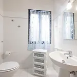 Casa Dei Fiori - Goelba Apartamento Portoferraio